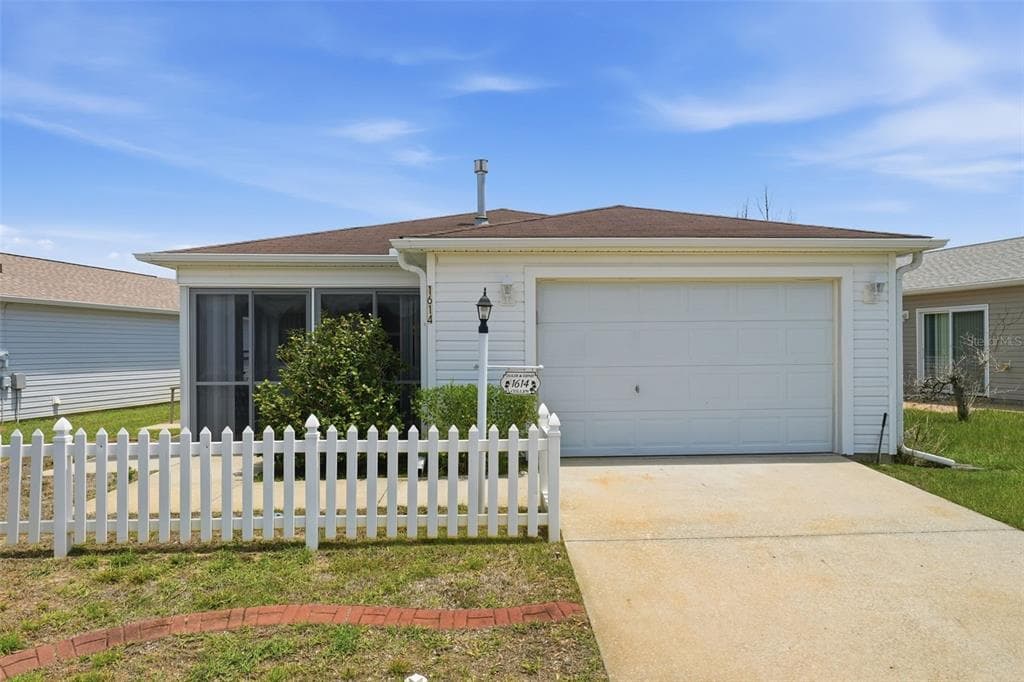 1614 GIBBES WAY, THE VILLAGES, FL 32162