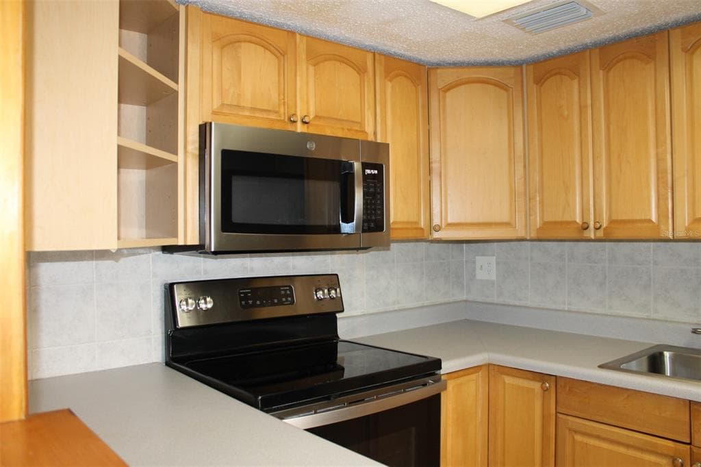 10800 US HIGHWAY 19 N # 220, PINELLAS PARK, FL 33782 — zdjęcie 3