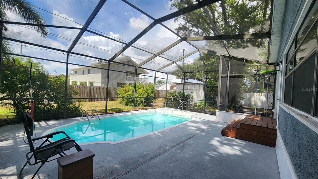 155 69TH AVENUE N, ST PETERSBURG, FL 33702 — zdjęcie 3