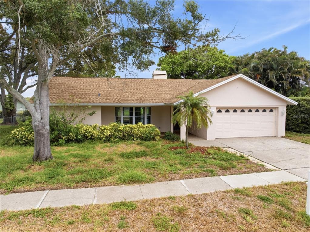 9743 106TH AVENUE, LARGO, FL 33773