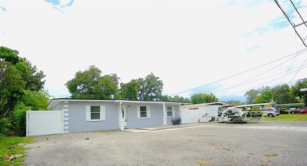 601 LIME TREE ROAD, TAMPA, FL 33619 — zdjęcie 4