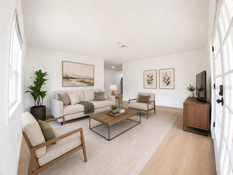 1834 NEW HAMPSHIRE AVENUE NE, ST PETERSBURG, FL 33703 — zdjęcie 2