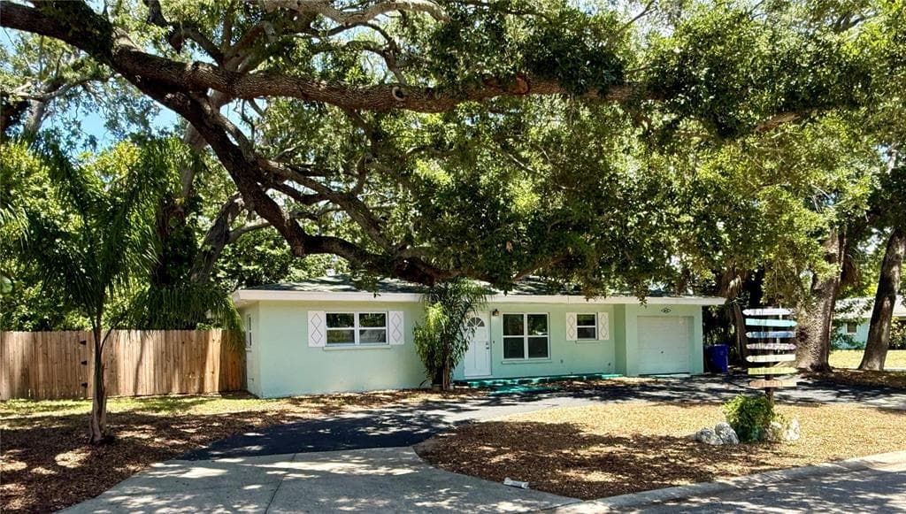 677 OAKWOOD DRIVE, DUNEDIN, FL 34698 — zdjęcie 2