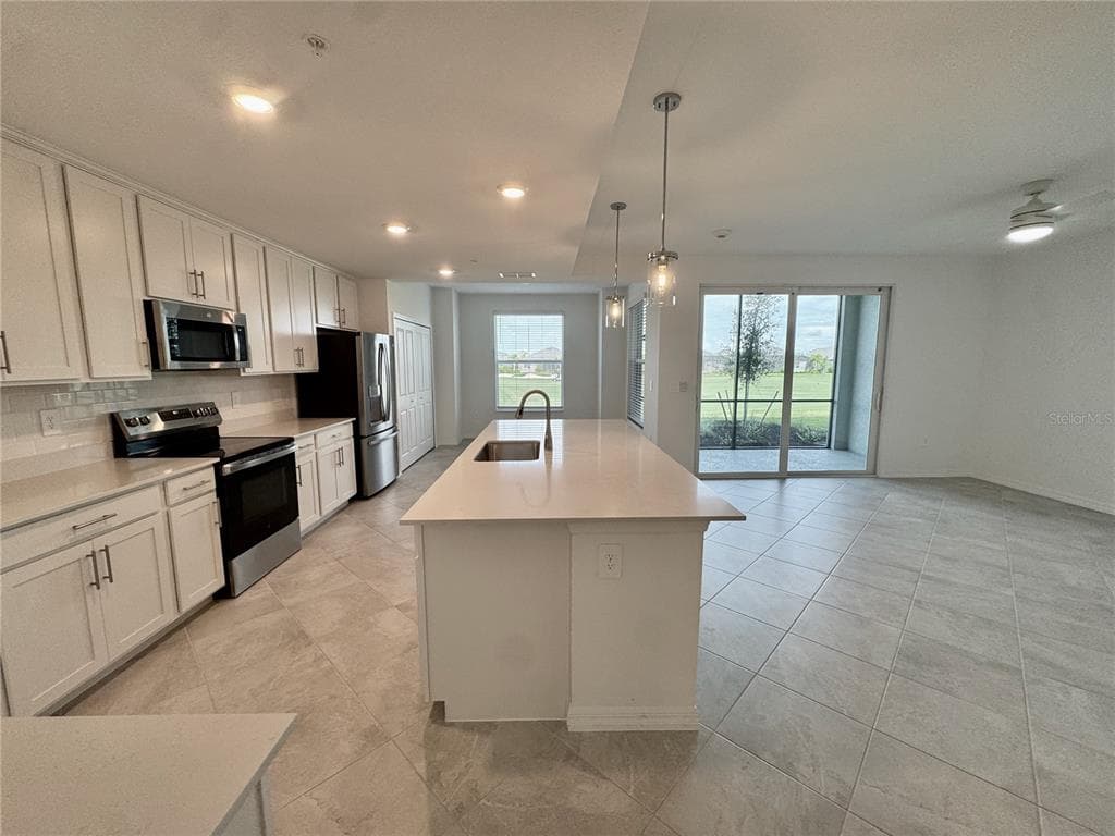 18923 SCALLOP LOOP # 105, LAKEWOOD RANCH, FL 34211 — zdjęcie 4