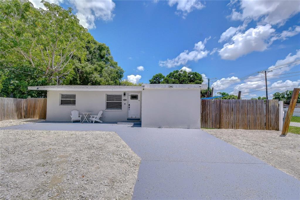 2714 E 98TH AVENUE, TAMPA, FL 33612 — zdjęcie 2