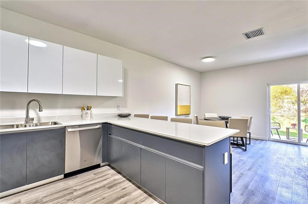 1589 NW 29TH ROAD # 7, GAINESVILLE, FL 32605 — zdjęcie 4
