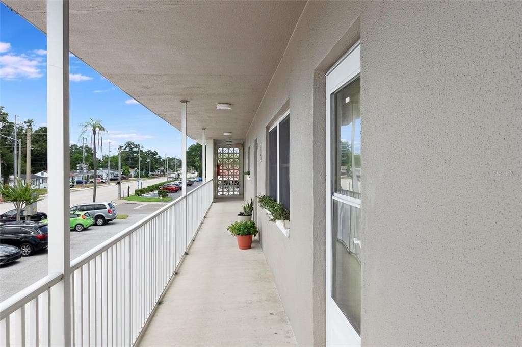 1225 58TH STREET N # 203A, ST PETERSBURG, FL 33710 — zdjęcie 2