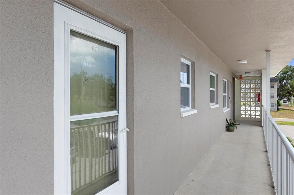 1225 58TH STREET N # 203A, ST PETERSBURG, FL 33710 — zdjęcie 3