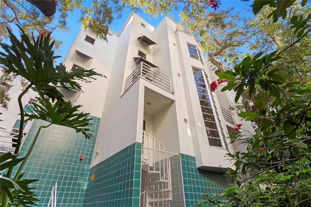 4950 BAYSHORE BOULEVARD # 13C, TAMPA, FL 33611