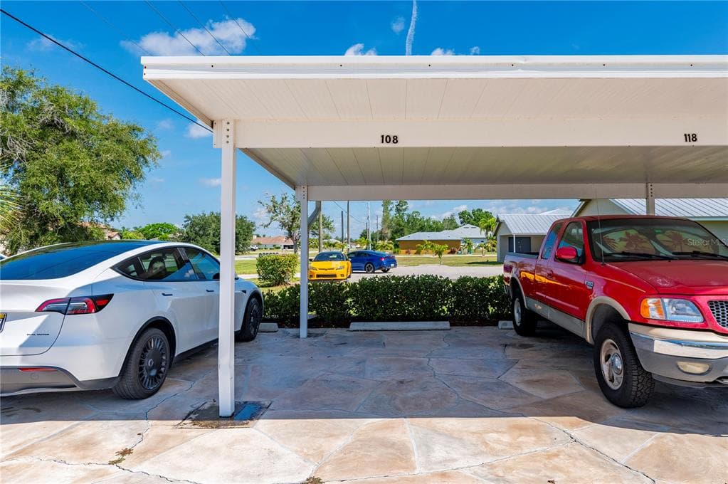 1356 RIO DE JANEIRO AVENUE # 108, PUNTA GORDA, FL 33983 — zdjęcie 4