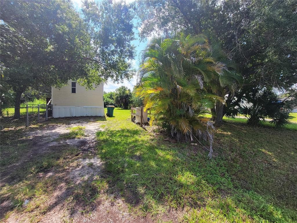 5504 WILSON DRIVE, PUNTA GORDA, FL 33982 — zdjęcie 3
