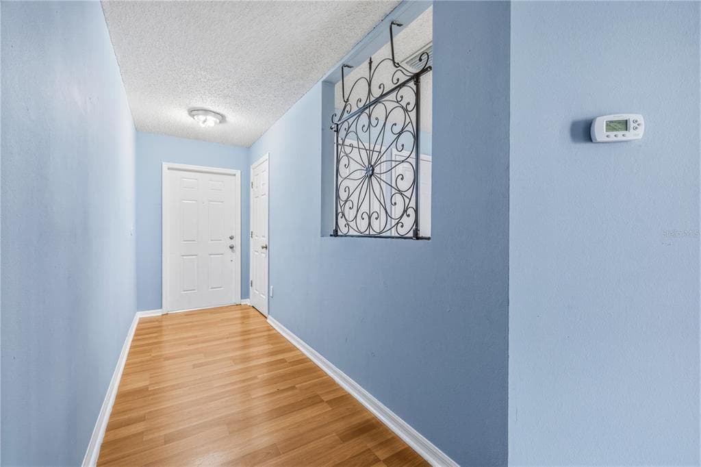 8431 EDGEWATER PLACE BOULEVARD, TAMPA, FL 33615 — zdjęcie 5