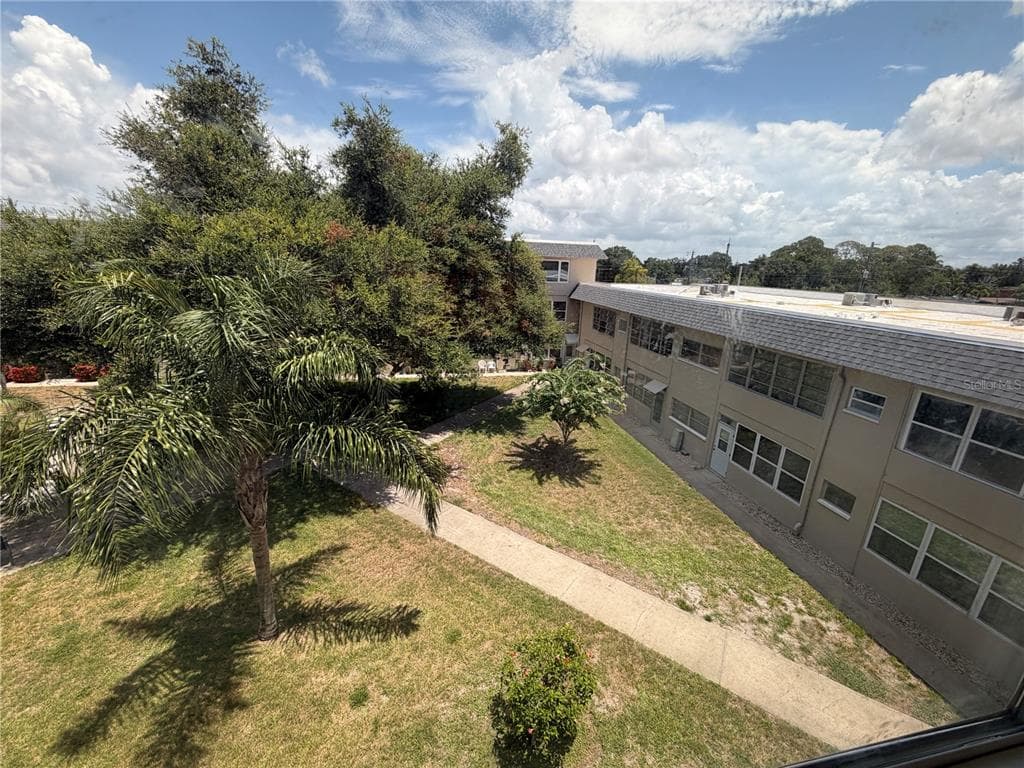 5725 12TH AVENUE N # 306D, ST PETERSBURG, FL 33710 — zdjęcie 3