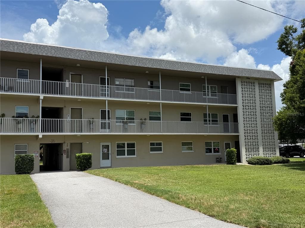 5725 12TH AVENUE N # 306D, ST PETERSBURG, FL 33710
