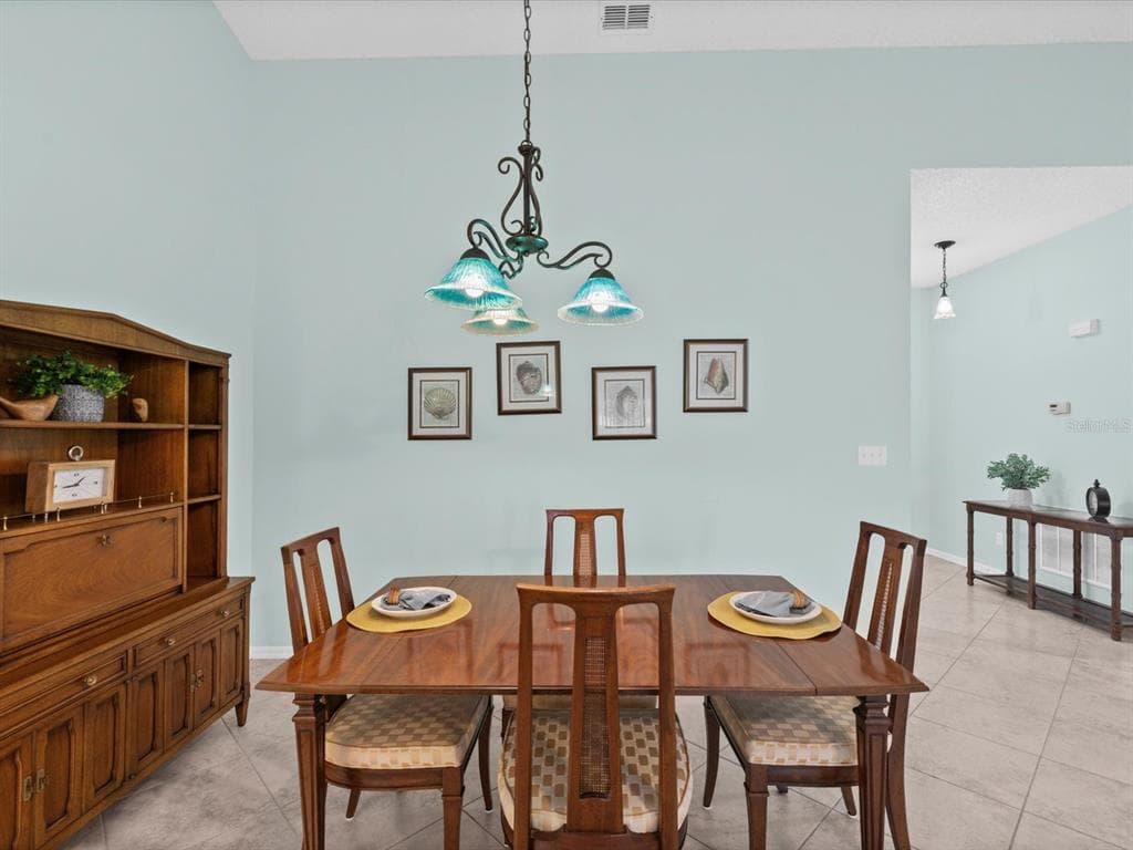 830 MCCALLISTER AVENUE, SUN CITY CENTER, FL 33573 — zdjęcie 3