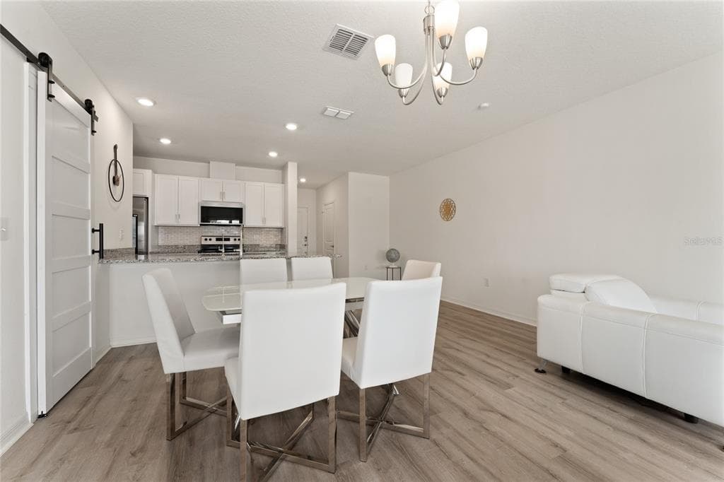 697 STONEY POINT CIRCLE, DAVENPORT, FL 33896 — zdjęcie 4