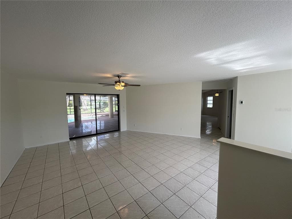 2093 RIO DE JANEIRO AVENUE, PUNTA GORDA, FL 33983 — zdjęcie 2