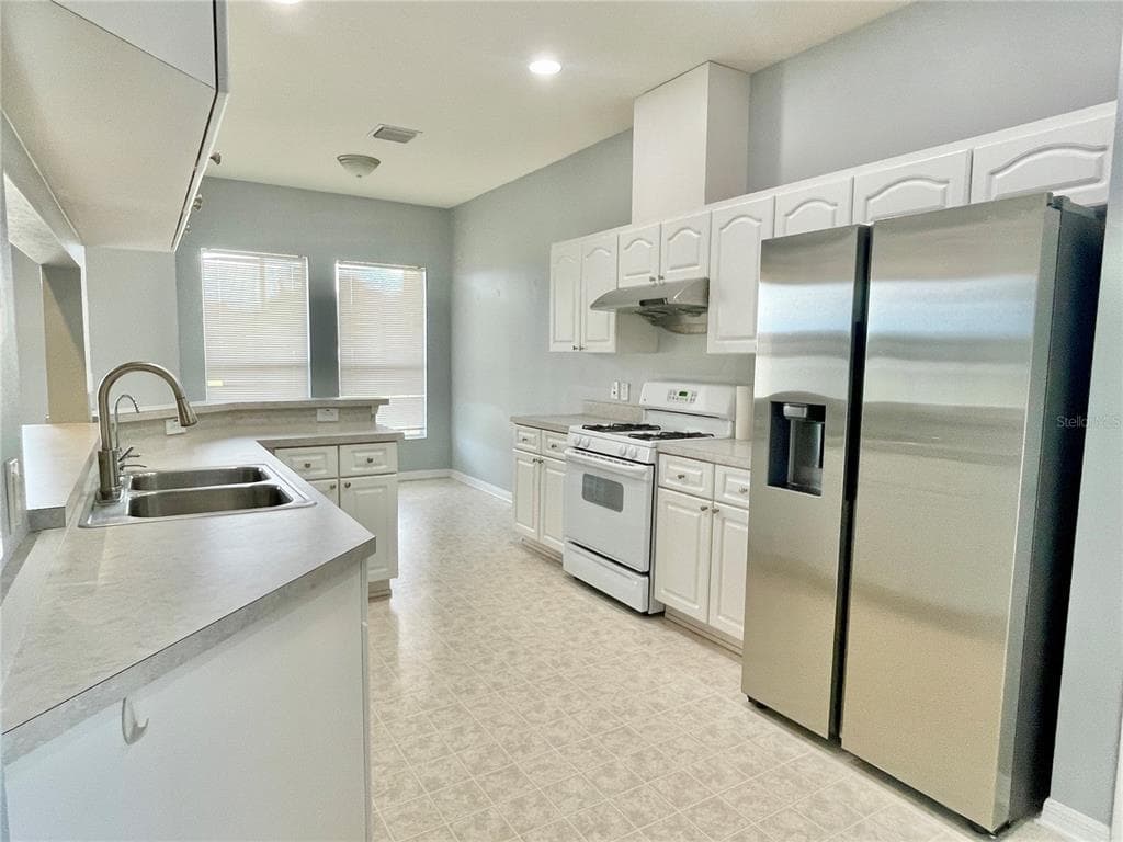 24652 PORTOFINO DRIVE, LUTZ, FL 33559 — zdjęcie 3