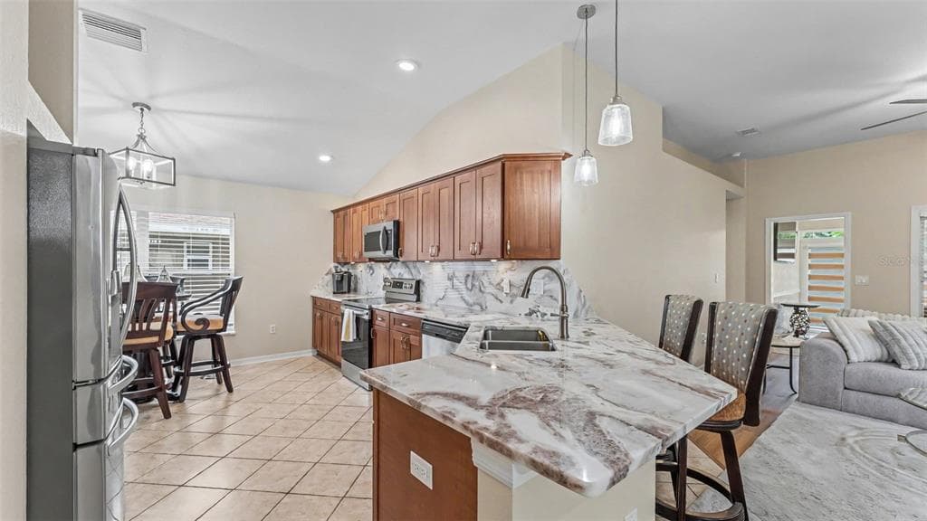 6838 SHIMMERING DRIVE, LAKELAND, FL 33813 — zdjęcie 4