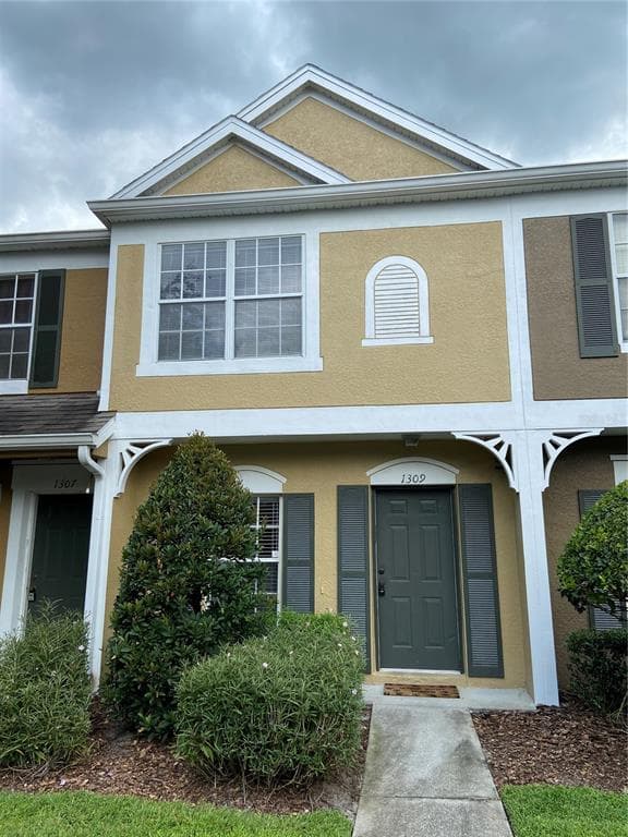 1309 THROCKMORTON DRIVE, WESLEY CHAPEL, FL 33543