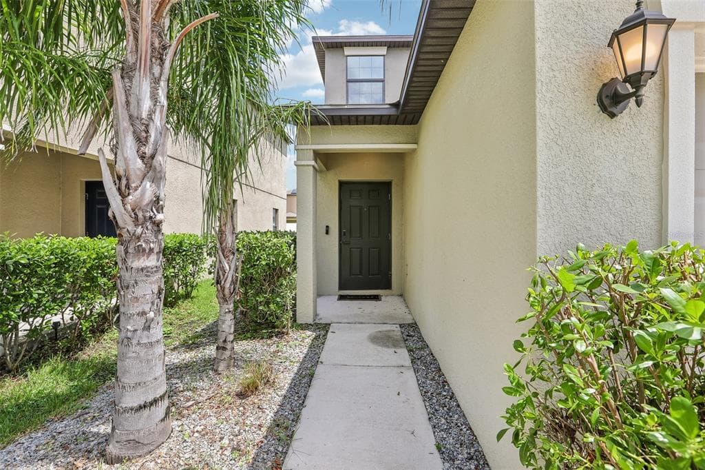 7414 CLARY SAGE AVENUE, TAMPA, FL 33619 — zdjęcie 2