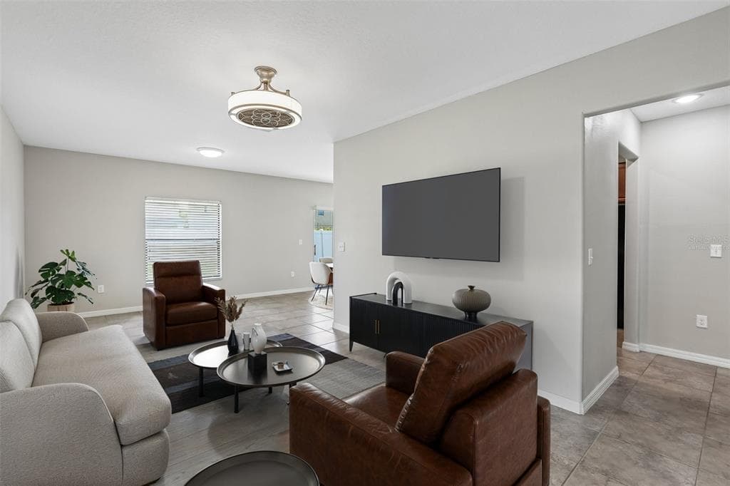 7414 CLARY SAGE AVENUE, TAMPA, FL 33619 — zdjęcie 3