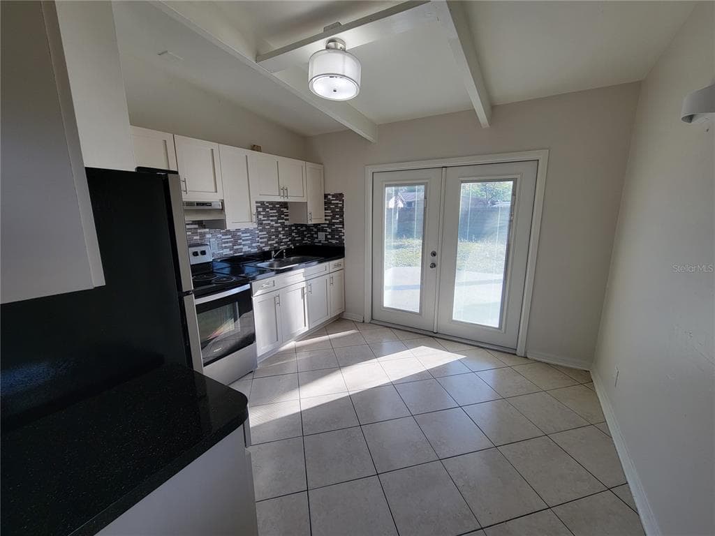 1212 WINDERMERE WAY, TAMPA, FL 33619 — zdjęcie 5