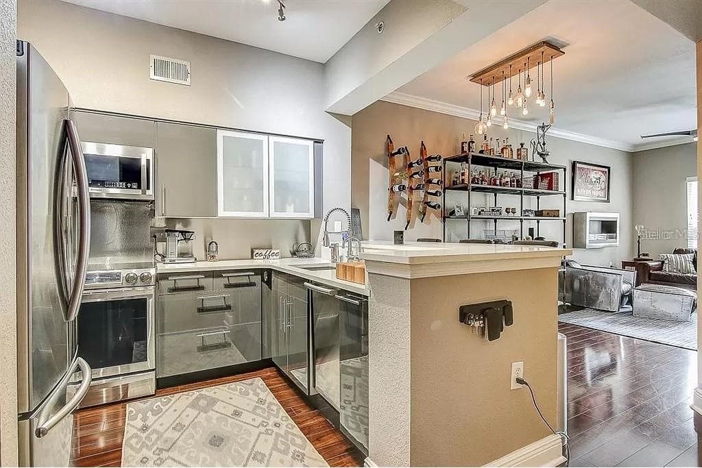 100 4TH AVENUE S # 205, ST PETERSBURG, FL 33701 — zdjęcie 2