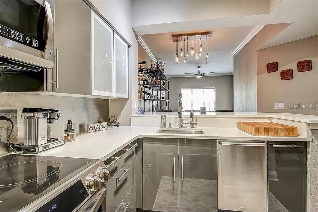 100 4TH AVENUE S # 205, ST PETERSBURG, FL 33701 — zdjęcie 3