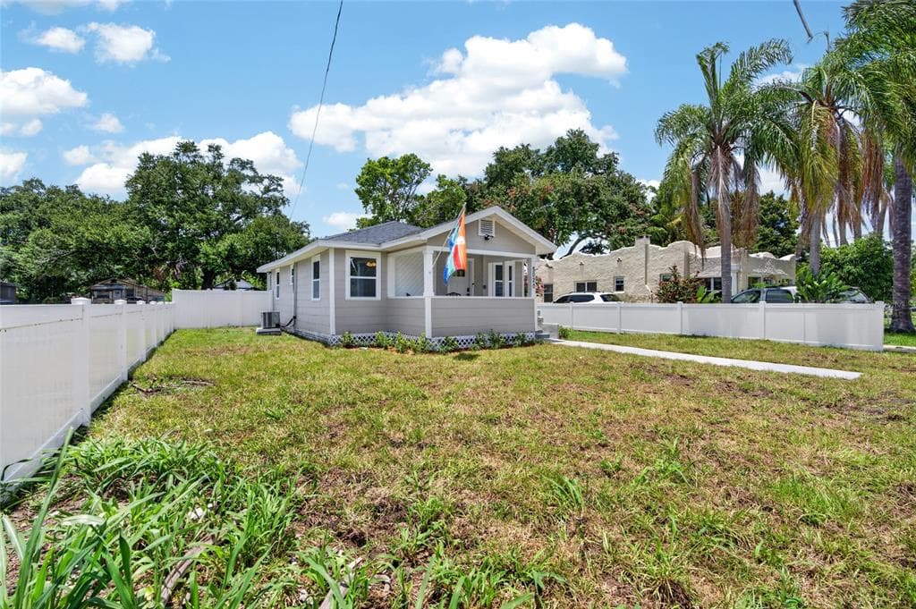 5020 22ND STREET N, ST PETERSBURG, FL 33714 — zdjęcie 3