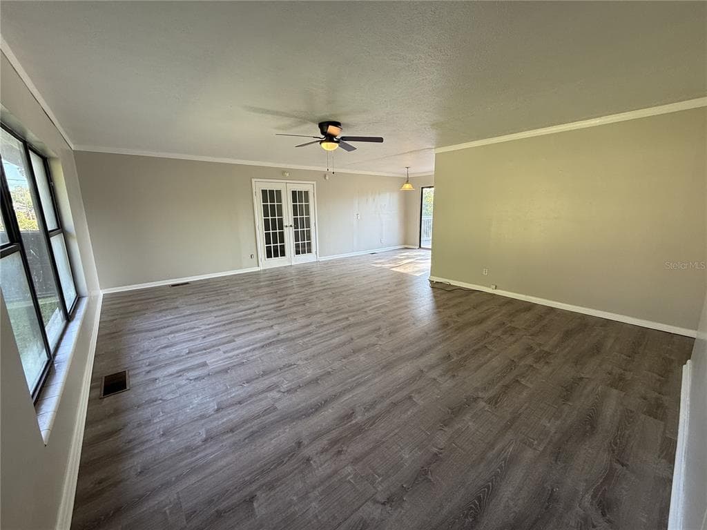 307 S ORANGE AVENUE, DELAND, FL 32720 — zdjęcie 2