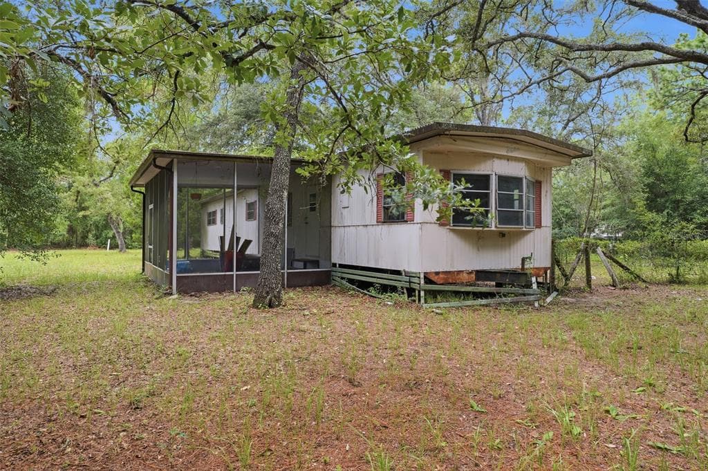 1821 N SHIREY POINT, INVERNESS, FL 34453
