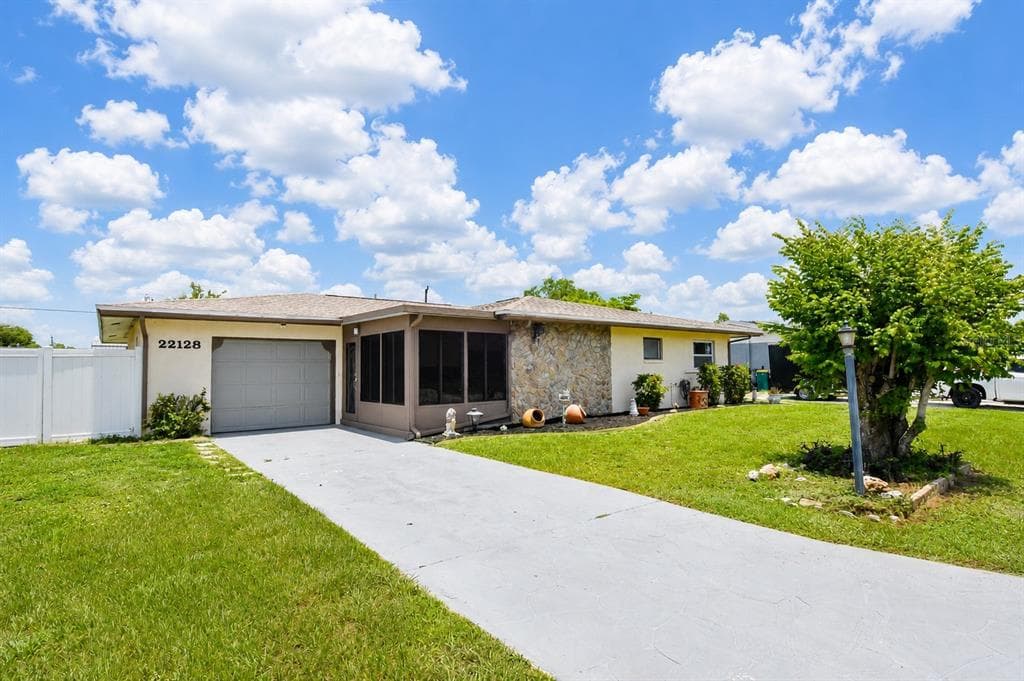 22128 BRONXVILLE AVENUE, PORT CHARLOTTE, FL 33952