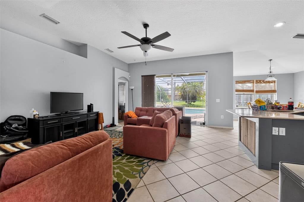6717 GUILFORD CREST DRIVE, APOLLO BEACH, FL 33572 — zdjęcie 5