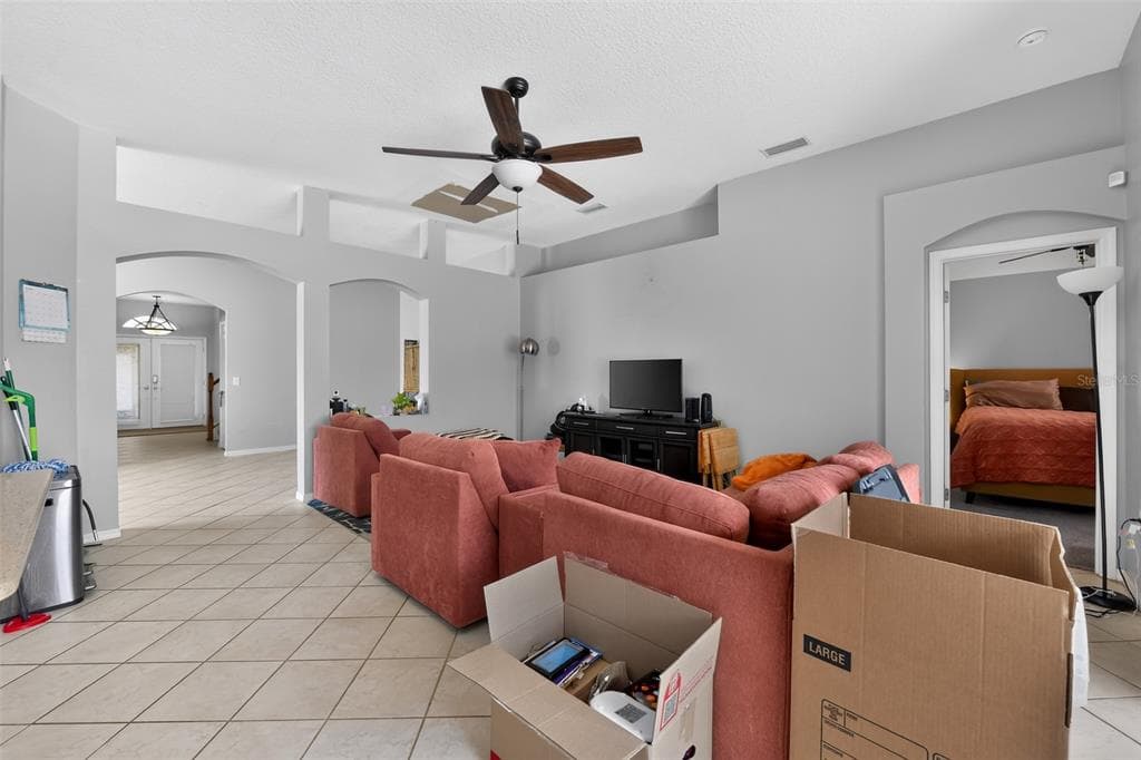 6717 GUILFORD CREST DRIVE, APOLLO BEACH, FL 33572 — zdjęcie 4