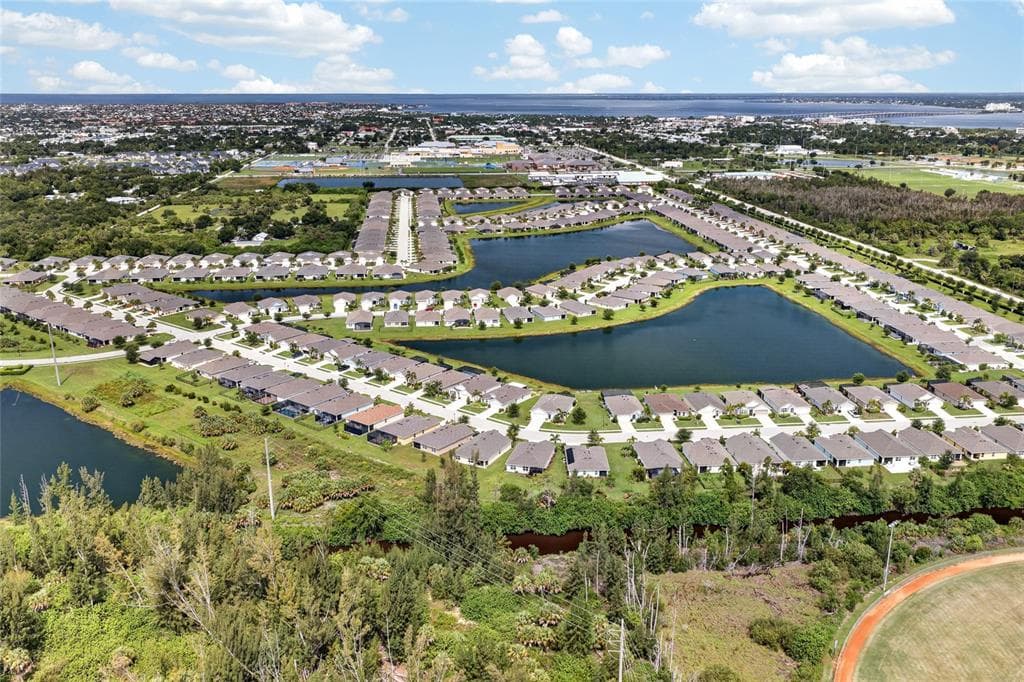 25128 E LENOX CIRCLE, PUNTA GORDA, FL 33950 — zdjęcie 2