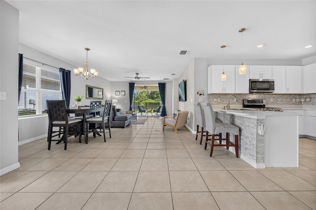 25128 E LENOX CIRCLE, PUNTA GORDA, FL 33950 — zdjęcie 4