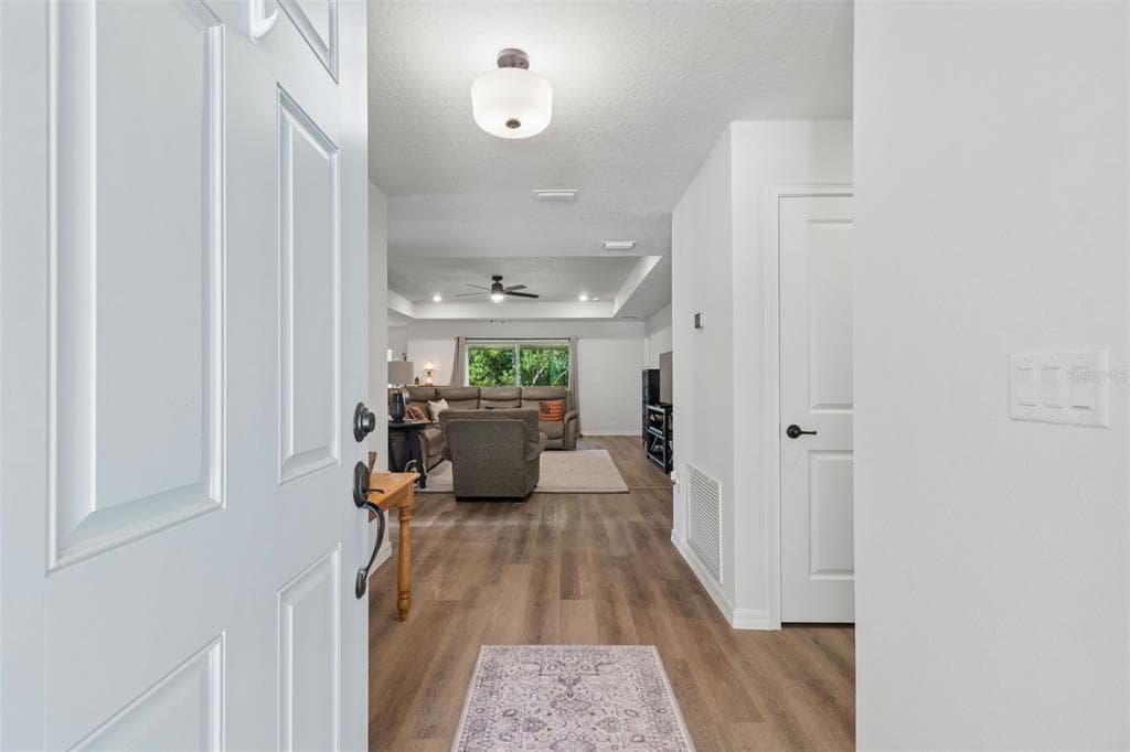 8948 CARRIE WAY, WEEKI WACHEE, FL 34613 — zdjęcie 4