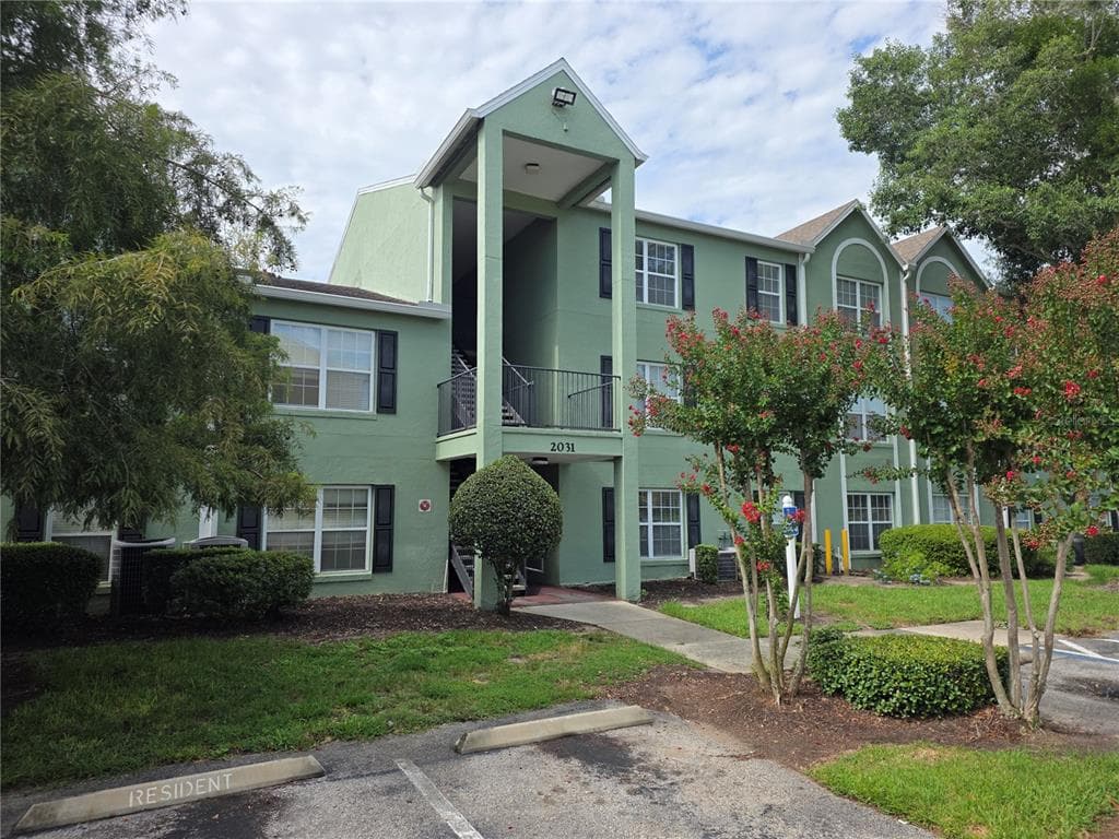 2031 DIXIE BELLE DRIVE # 2031I, ORLANDO, FL 32812