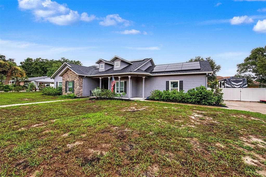 606 ROYAL CREST DRIVE, BRANDON, FL 33511