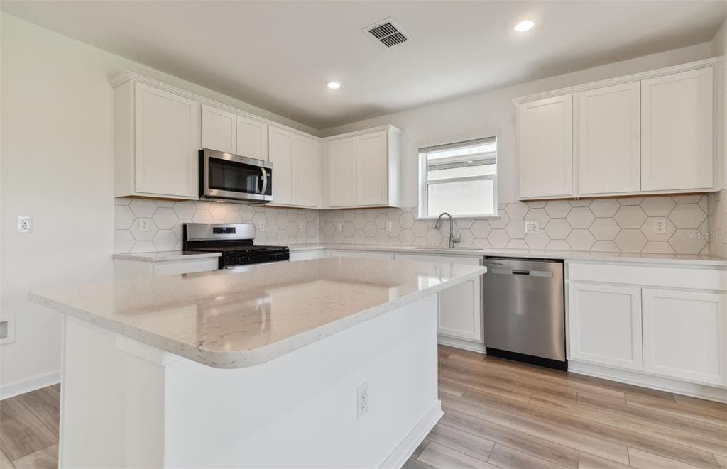 33239 BINDING TIES LANE, WESLEY CHAPEL, FL 33545 — zdjęcie 4