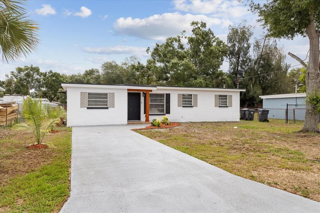 4922 S 82ND STREET, TAMPA, FL 33619 — zdjęcie 3