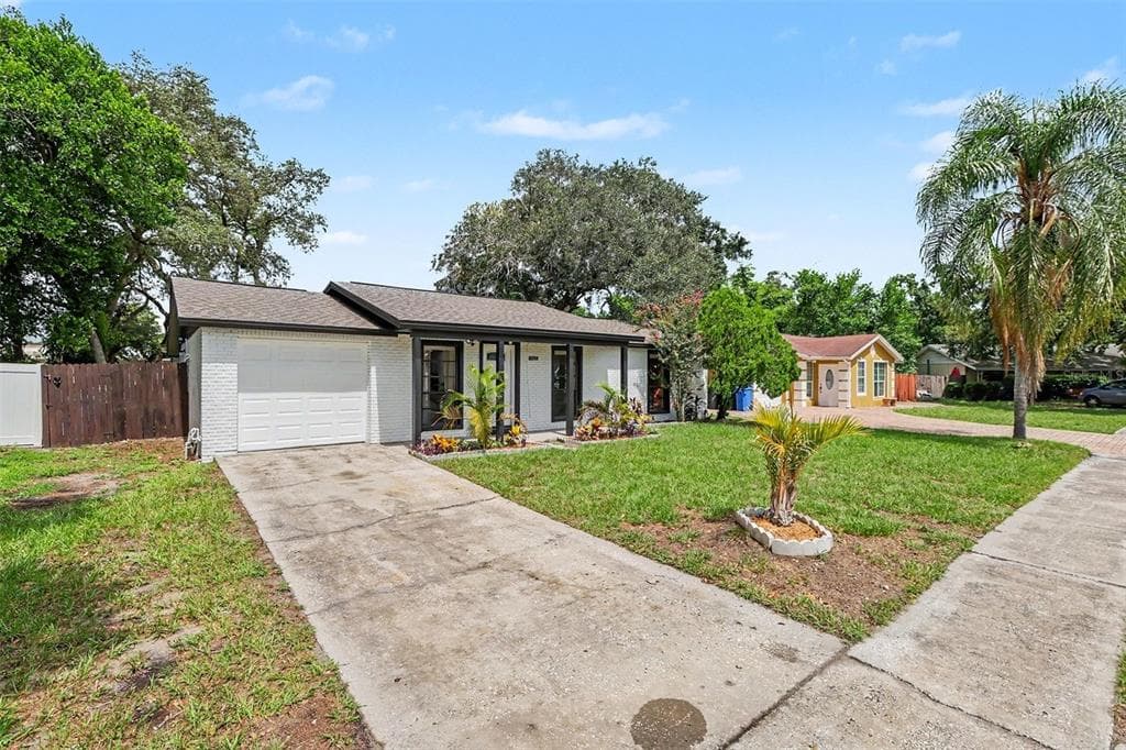 8253 GREENLEAF CIRCLE, TAMPA, FL 33615 — zdjęcie 3
