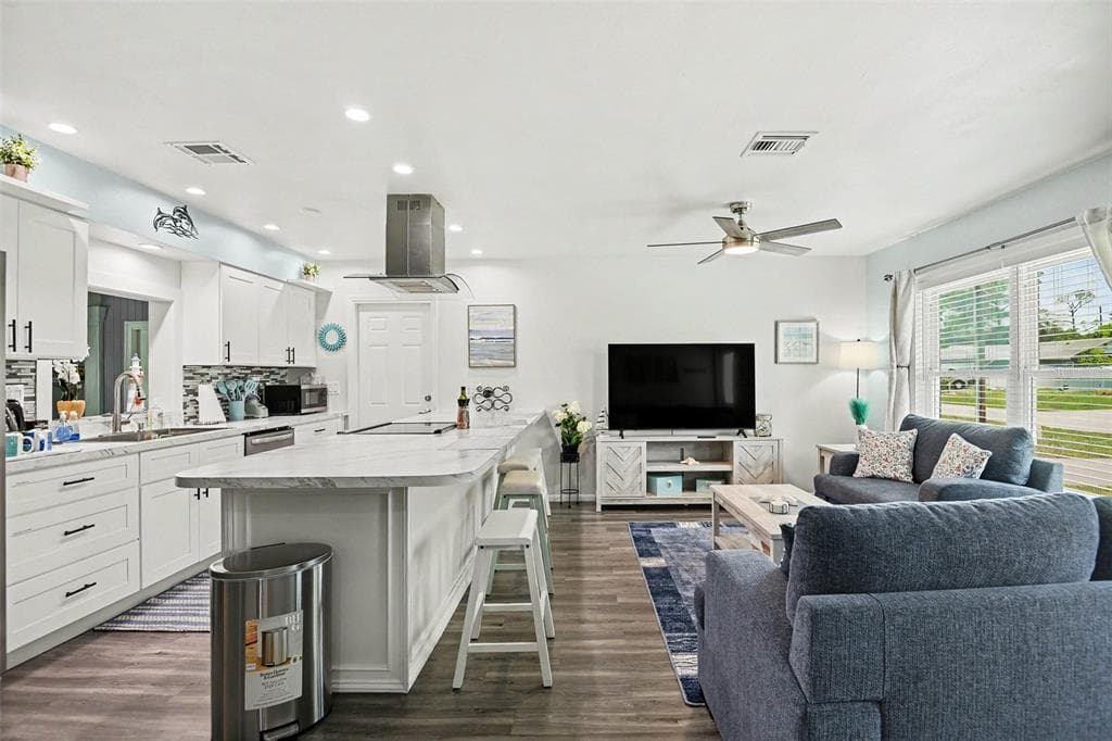 837 DOLPHIN AVENUE NW, PORT CHARLOTTE, FL 33948 — zdjęcie 4
