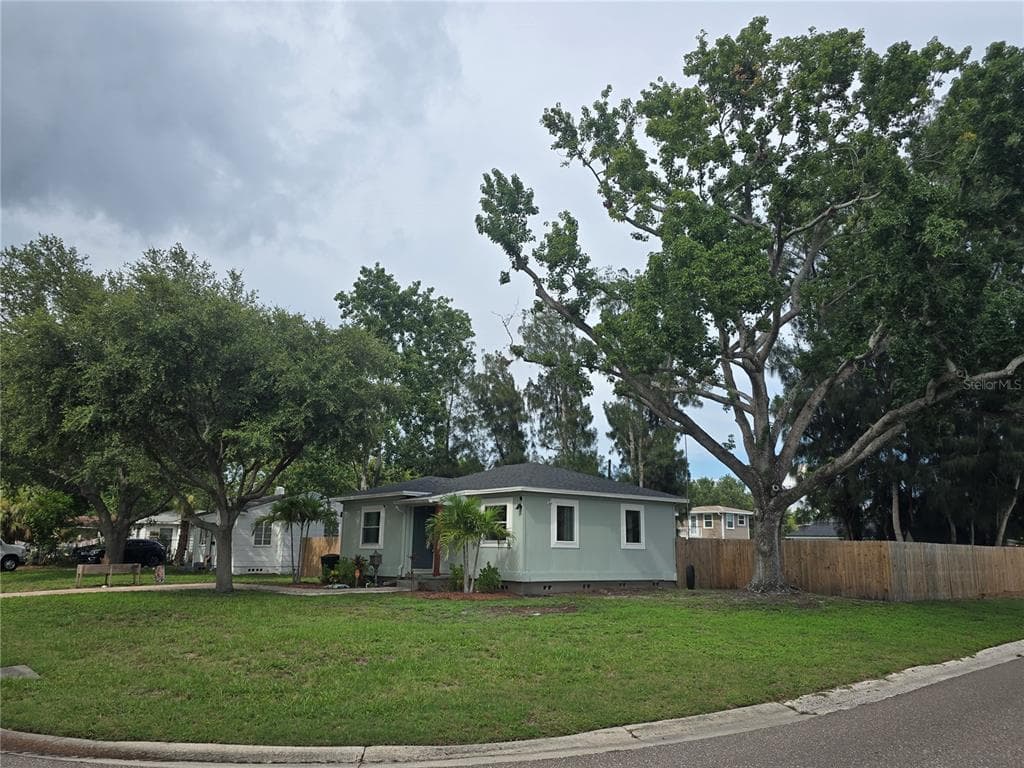 6001 CEDAR STREET NE, ST PETERSBURG, FL 33703 — zdjęcie 2
