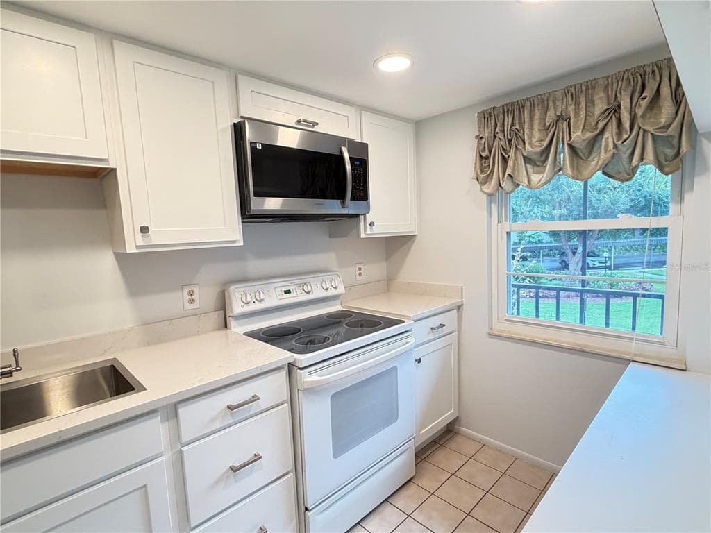 333 LAKE HOWARD DRIVE NW # 211B, WINTER HAVEN, FL 33880 — zdjęcie 2