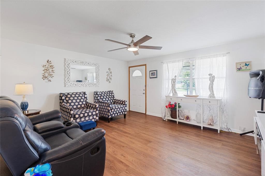 5906 CYPRESS STREET, ZEPHYRHILLS, FL 33542 — zdjęcie 3