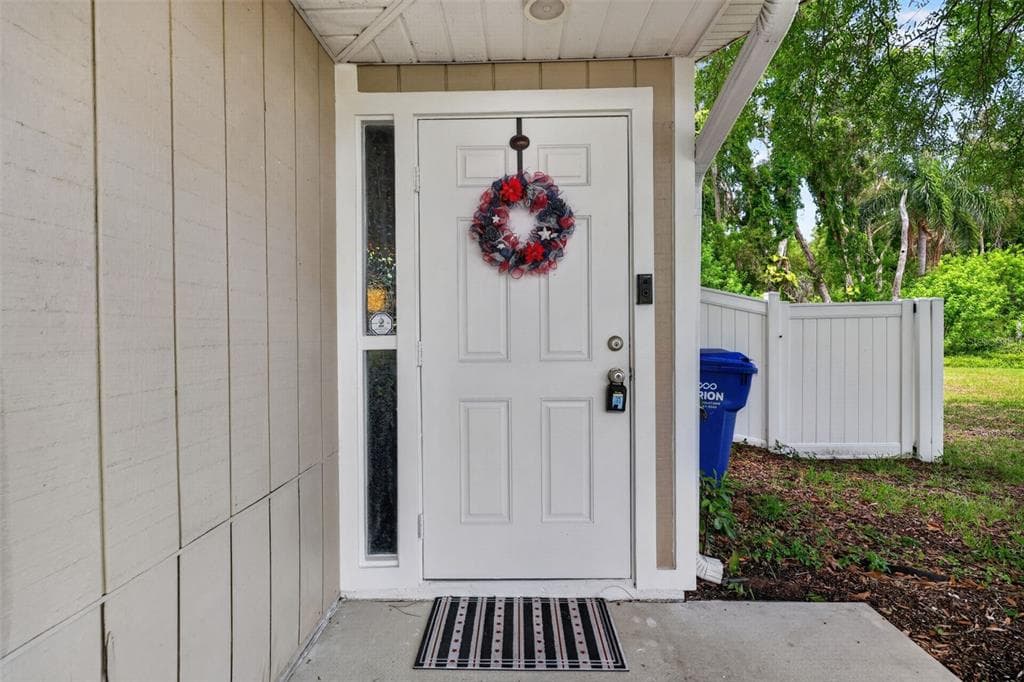 9 FRESHWATER DRIVE, PALM HARBOR, FL 34684 — zdjęcie 2