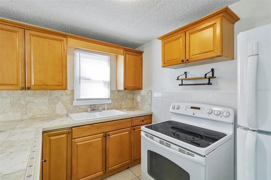 809 ILLINOIS AVENUE, PALM HARBOR, FL 34683 — zdjęcie 5