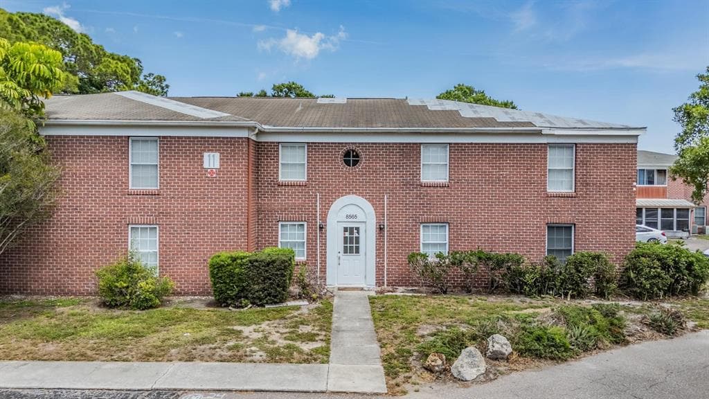 8565 12TH WAY N # A, ST PETERSBURG, FL 33702